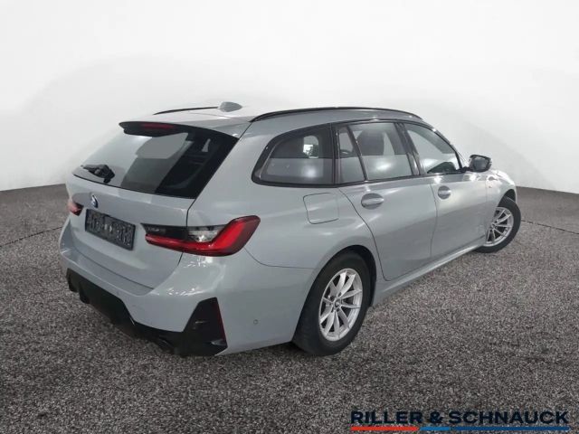 BMW 320 320i M-Sport Touring