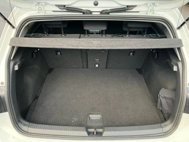 Volkswagen Golf Life1.5 TSI / LED, Navi, RFK, AppConnect