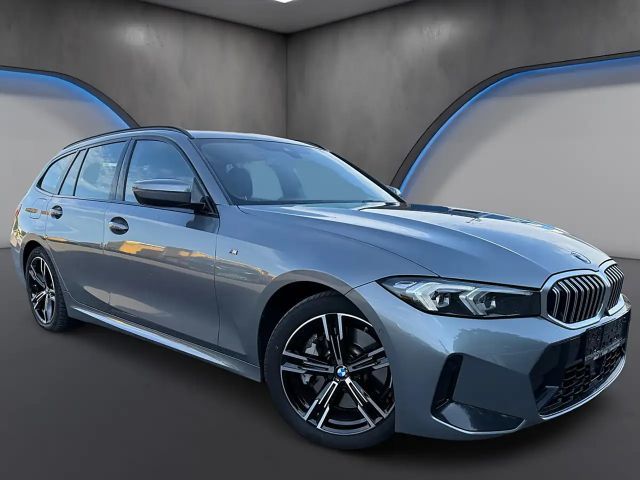 BMW 330 330i Touring xDrive