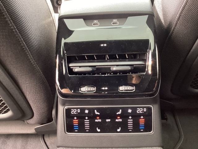 Audi A6 Quattro S-Tronic Sedan