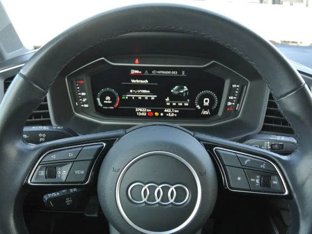 Audi A1 30 TFSI Allstreet Sportback