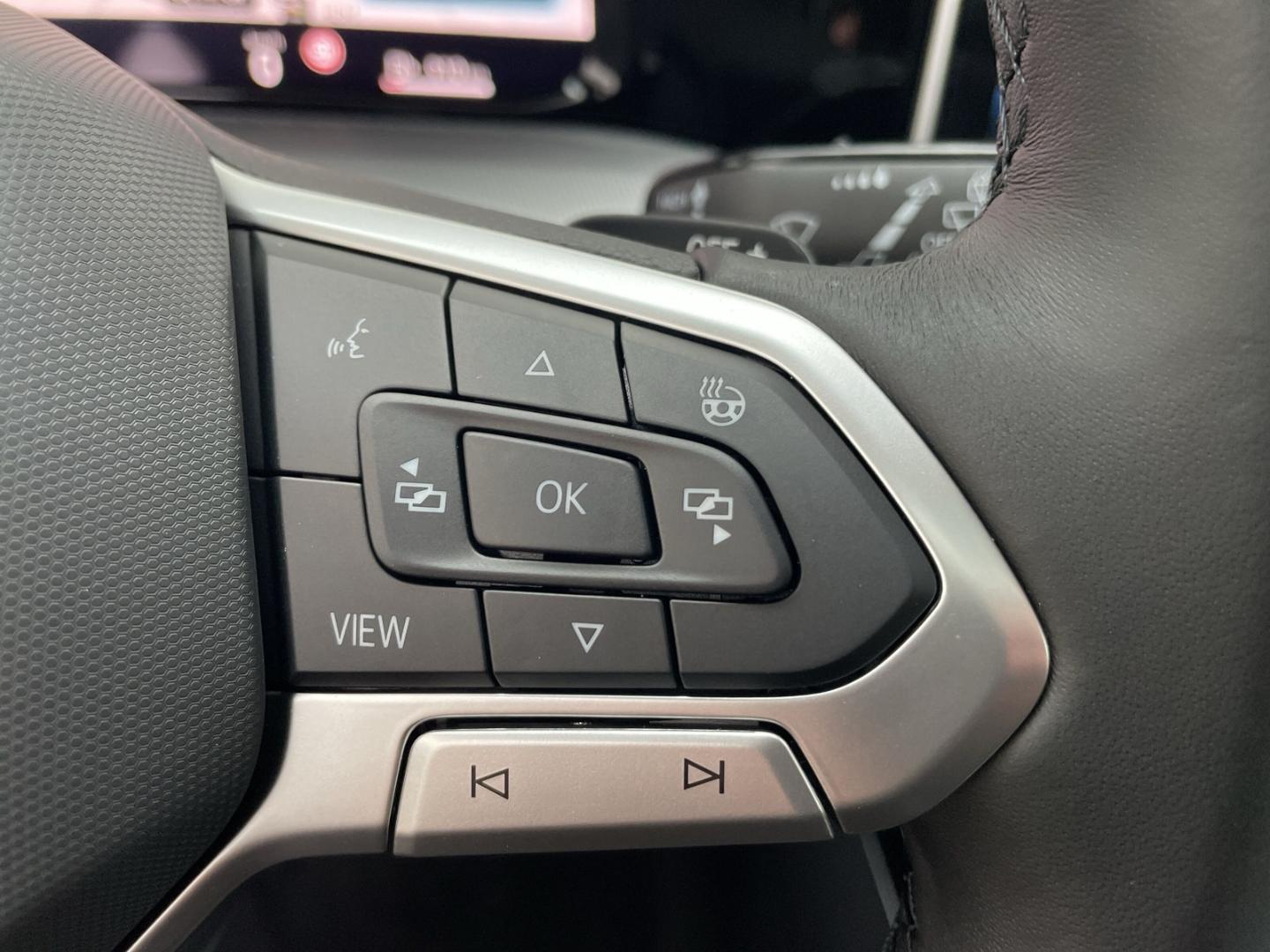 Volkswagen Golf 1.5 eTSI DSG Golf VIII Variant