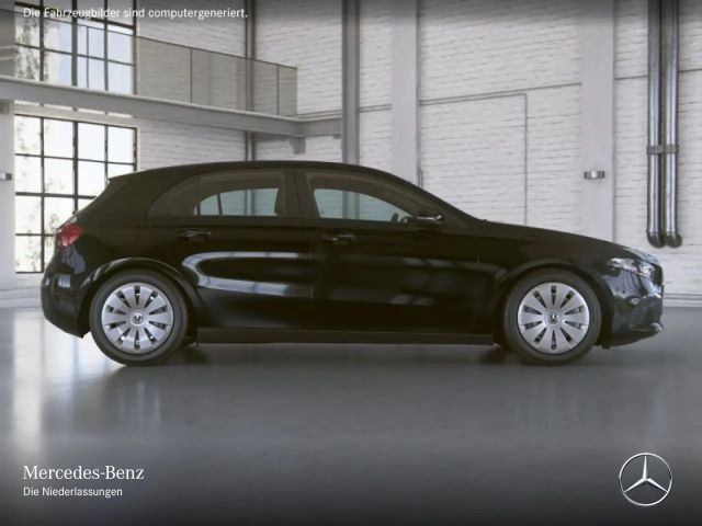 Mercedes-Benz A 250 A 250 e