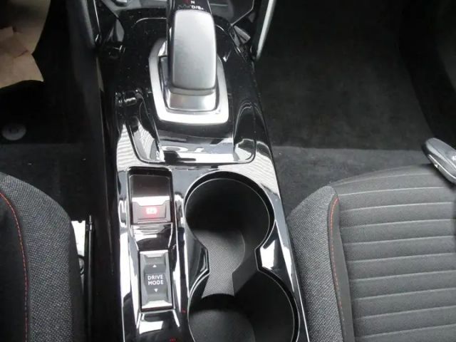 Peugeot E-2008 Active Pack