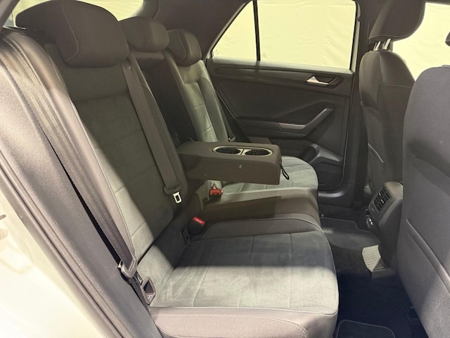 Volkswagen T-Roc 1.5 TSI DSG R-Line