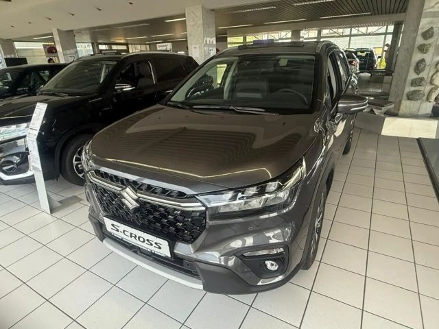 Suzuki S-Cross AllGrip Hybrid
