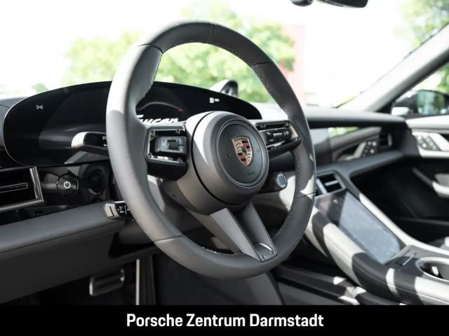 Porsche Taycan BOSE Luftfederung Panorama InnoDrive LED