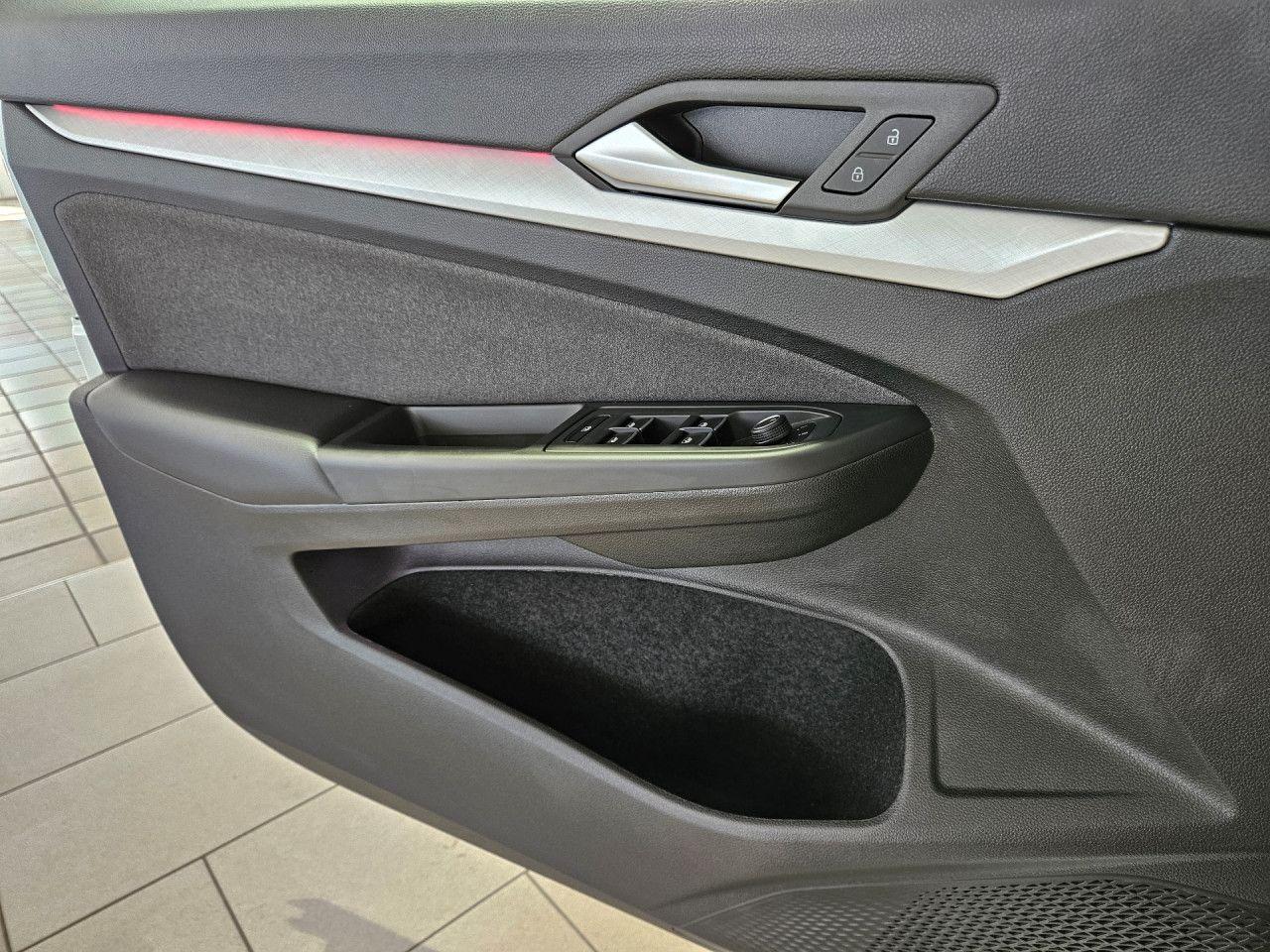 Volkswagen Golf 1.5 eTSI DSG Life