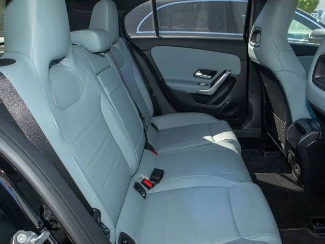 Mercedes-Benz A 200 Progressive