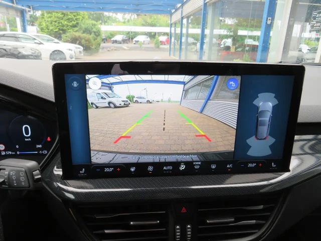 Ford Focus ST Line Wagon