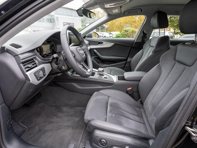 Audi A4 35 TFSI Avant S-Tronic