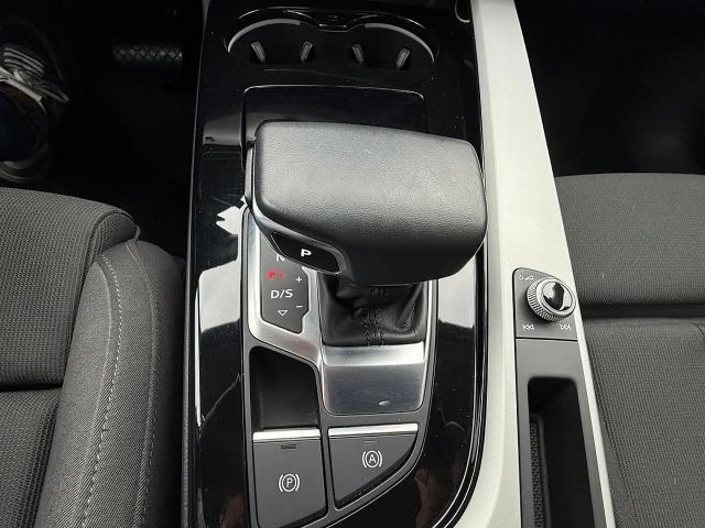 Audi A4 35 TDI S-Tronic Sedan
