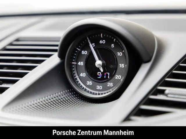 Porsche Panamera 4 E-Hybrid