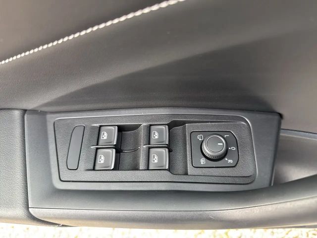 Volkswagen T-Roc Cabriolet DSG R-Line