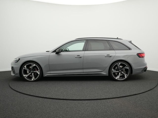 Audi RS4 Avant Quattro