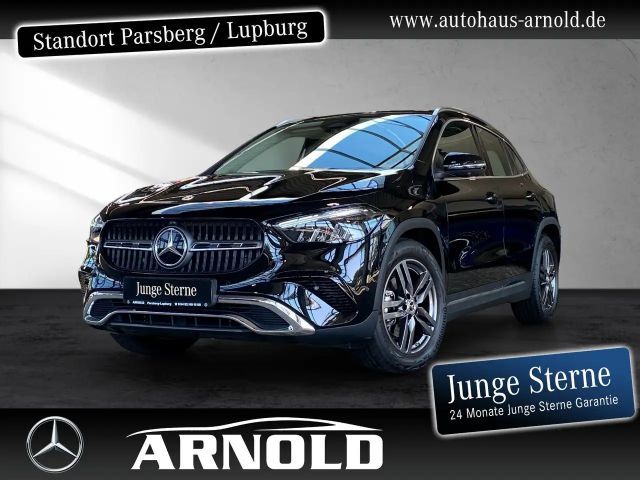 Mercedes-Benz GLA 200 Progressive