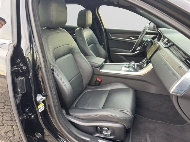 Jaguar XF AWD D200 S