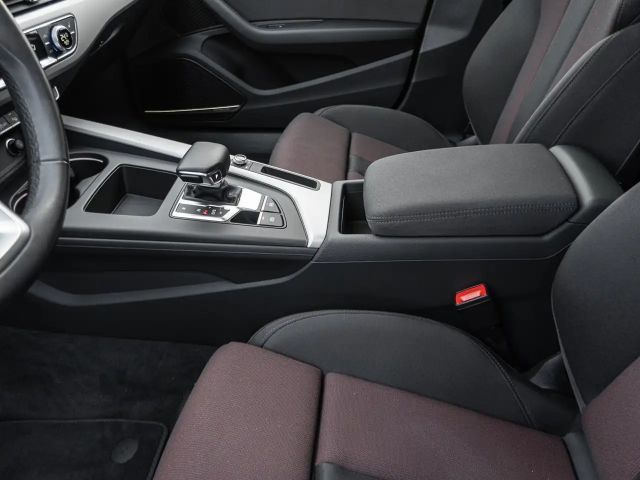 Audi A4 40 TDI Avant S-Tronic