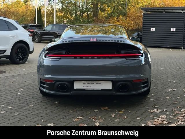 Porsche 992 4 Coupé Targa