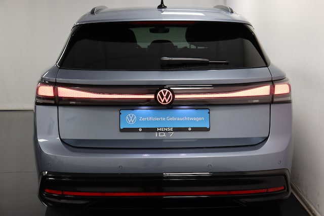 Volkswagen ID.7 Tourer