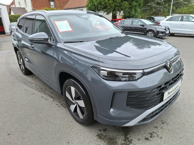 Volkswagen Tayron 1.5 eTSI eHeck AHK Kamera 7 Sitzer LED-Plus