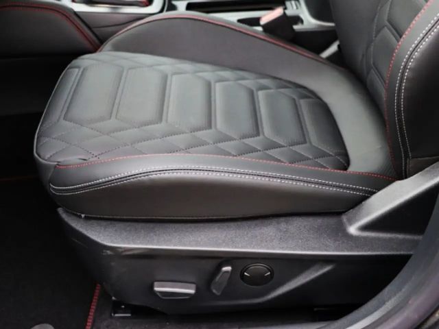 Ford Focus ST Line Wagon