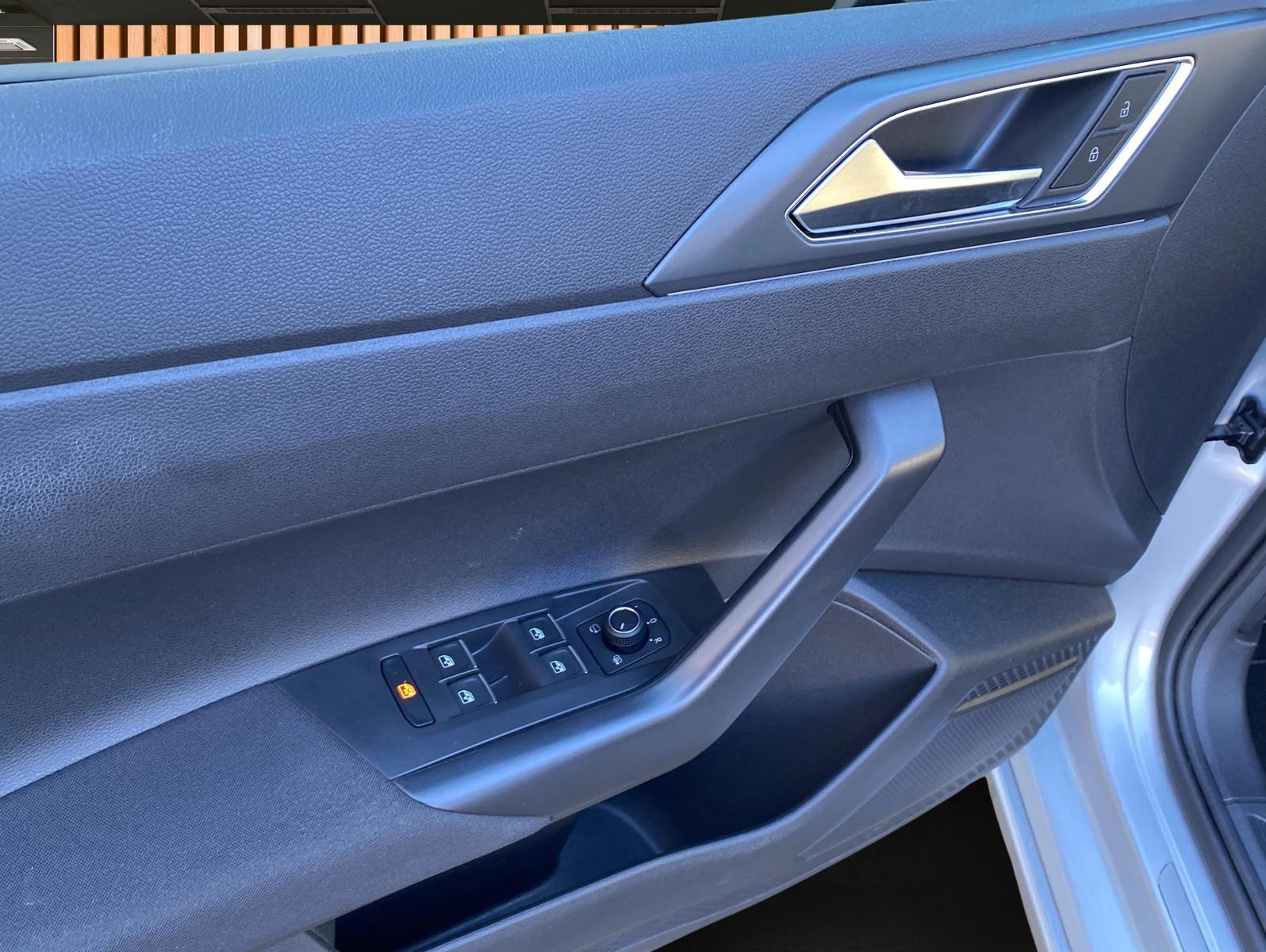 Volkswagen Taigo 1.0 TSI IQ.Drive R-Line