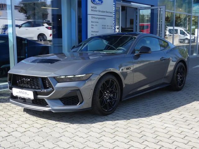 Ford Mustang Fastback GT 5.0 V8