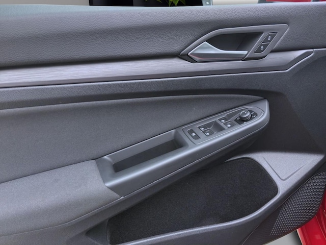 Volkswagen Golf 1.5 TSI Style Variant