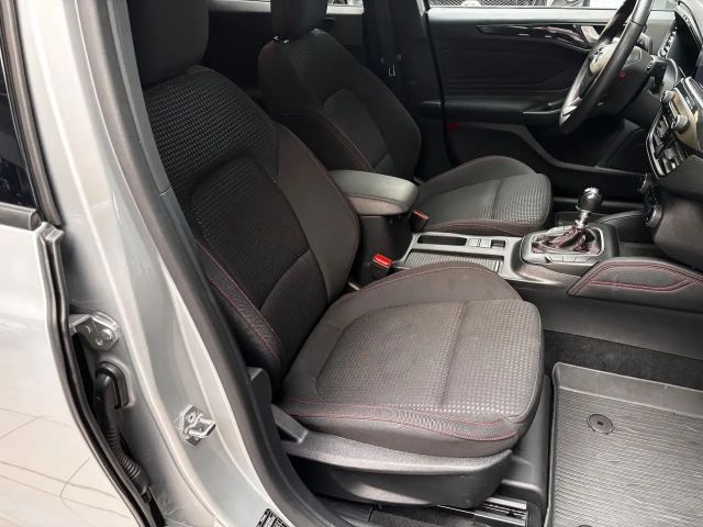 Ford Focus ST Line Wagon