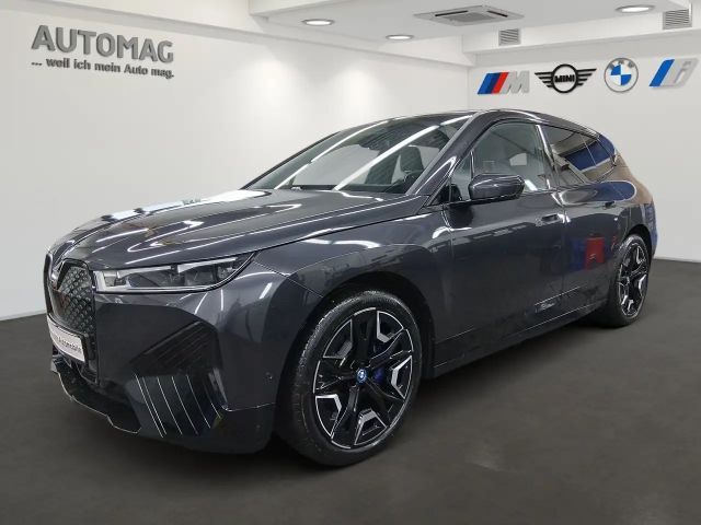 BMW iX xDrive40