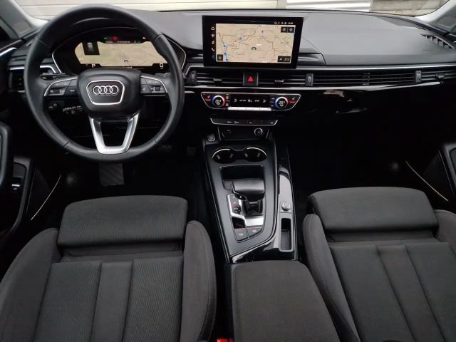 Audi A4 35 TDI Avant S-Line