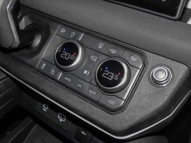 Land Rover Defender 90 Dynamic SE