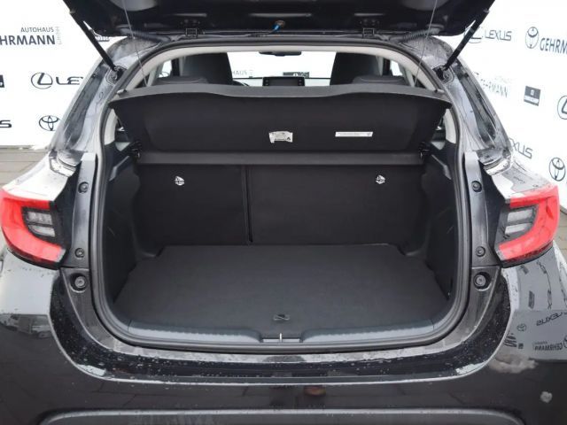 Toyota Yaris Club Hatchback