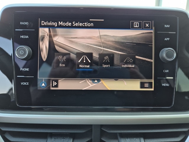 Volkswagen T-Roc 1.5 TSI DSG Life