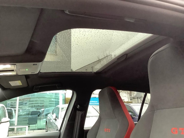 Volkswagen Golf 2.0 TSI DSG GTI