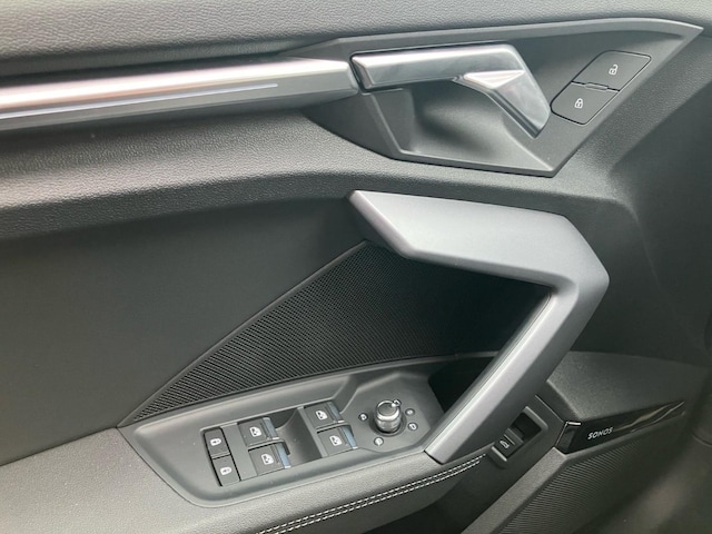 Audi A3 30 TFSI Sedan