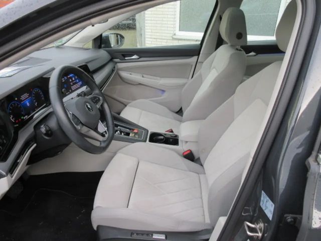 Volkswagen Golf 1.5 eTSI DSG Style