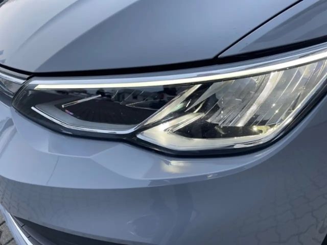 Volkswagen Golf DSG Life