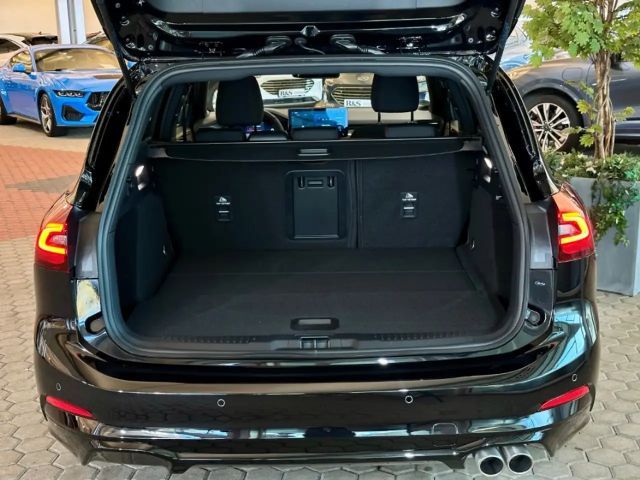 Ford Focus ST Line Wagon