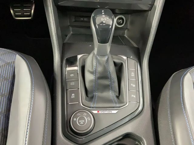 Volkswagen Tiguan 2.0 TSI DSG
