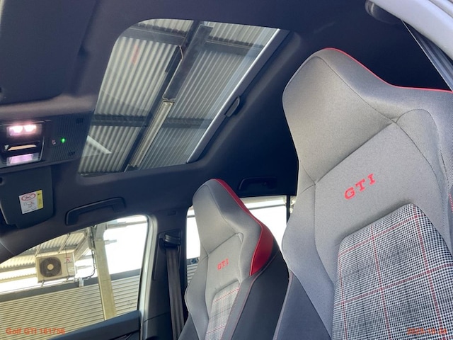 Volkswagen Golf 2.0 TSI DSG GTI Style