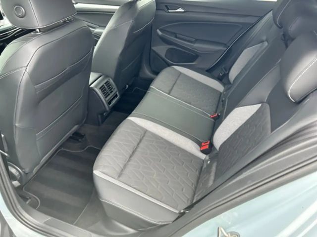 Volkswagen Golf 1.5 TSI Golf VIII