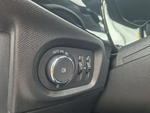 Opel Corsa 1.2 Turbo Edition Turbo