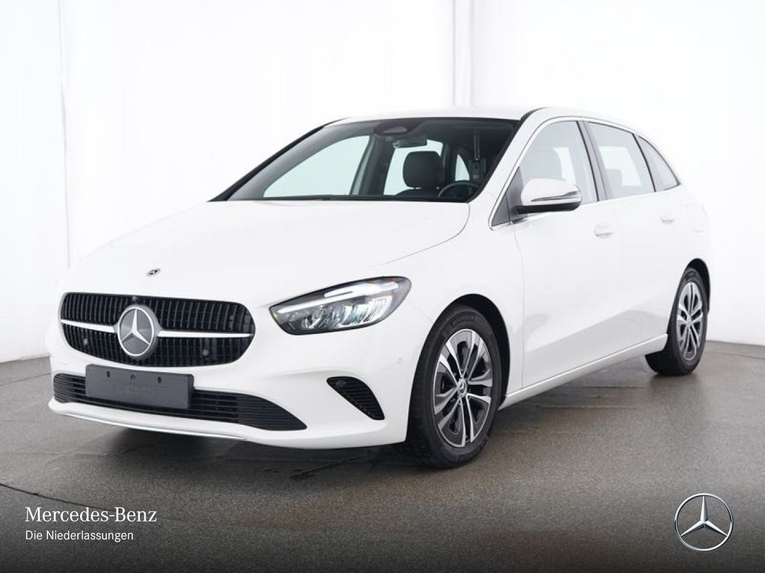 Mercedes-Benz B 180 Sedan