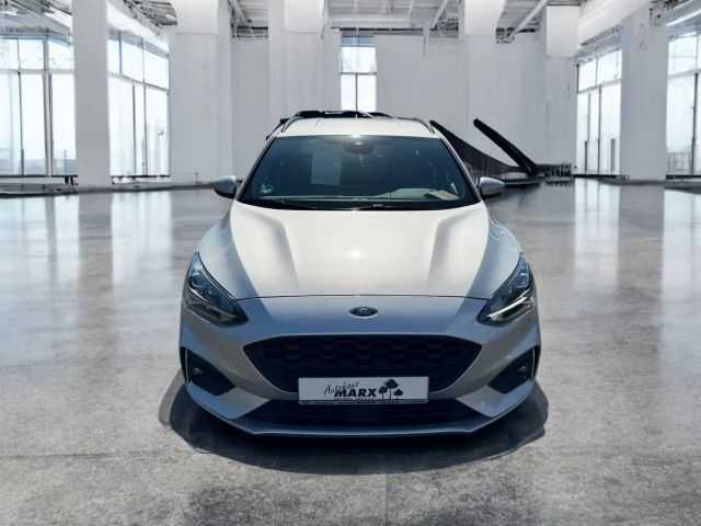 Ford Focus ST Line Wagon