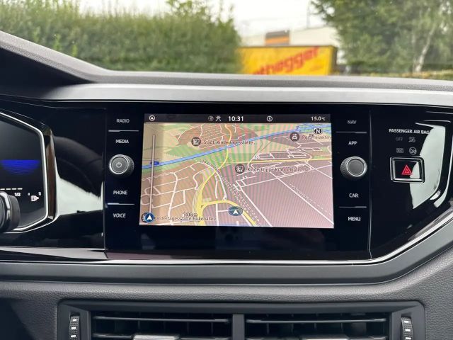 Volkswagen Polo 1.0 TSI DSG R-Line