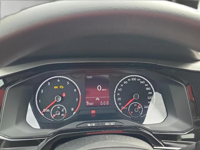 Volkswagen Polo Polo 1.0     CL   BT070 TSIM5F