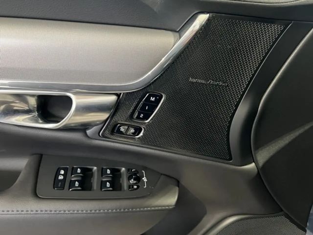 Volvo S90 AWD Dark Plus Recharge T8