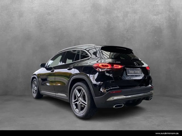 Mercedes-Benz GLA 200 AMG Line
